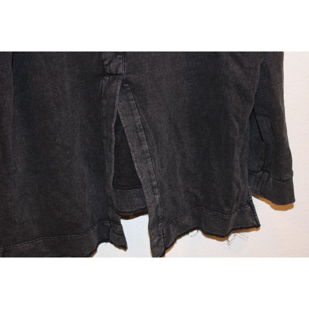 Anthropologie Pilcro Split Hem Tunic Distressed Sweatshirt size medium - Picture 7 of 10